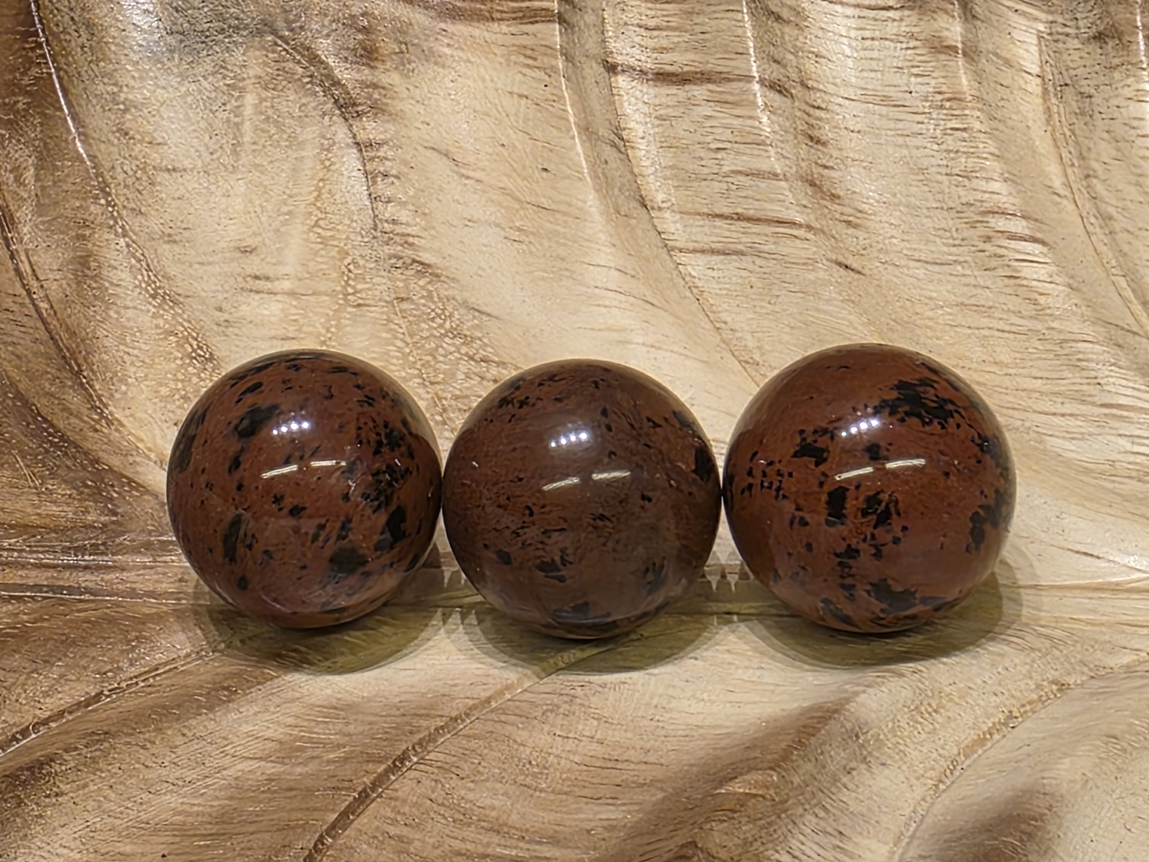 Mahonie obsidiaan bol