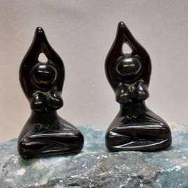 Zwarte obsidiaan yogadame