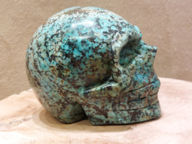 Turkoois human skull