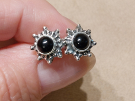 Onyx oorbellen in zilver