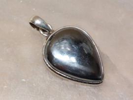 Hematiet hanger in zilver