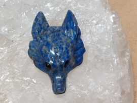 Lapis lazuli wolf hanger doorboord