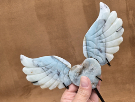 Blue carribean calciet hart met vleugels op standaard