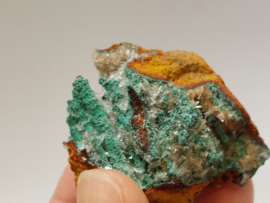 Rosasiet met kristallijne hemimorfiet, Mexico