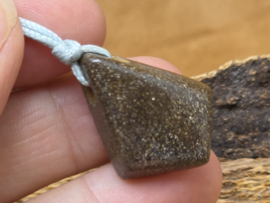 Boulder opaal hanger doorboord