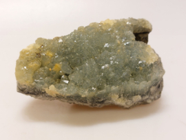 Prehniet cluster uit Marokko