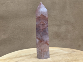 Agnitiet/hematoid kwarts punt