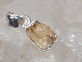 Gebrande amethist hanger in zilver ruw