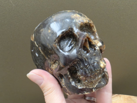 Blauwe amber human skull