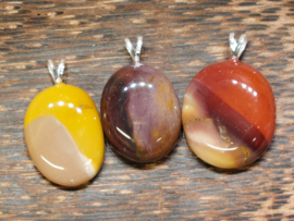 Mookaiet hanger met zilveren oogje