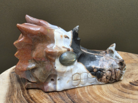 Sardonyx draak met labradoriet ogen