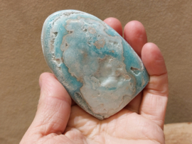 Blauwe aragoniet sculptuur