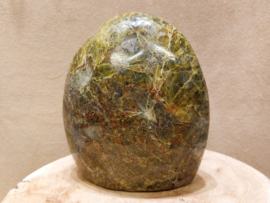 Groene opaal sculptuur