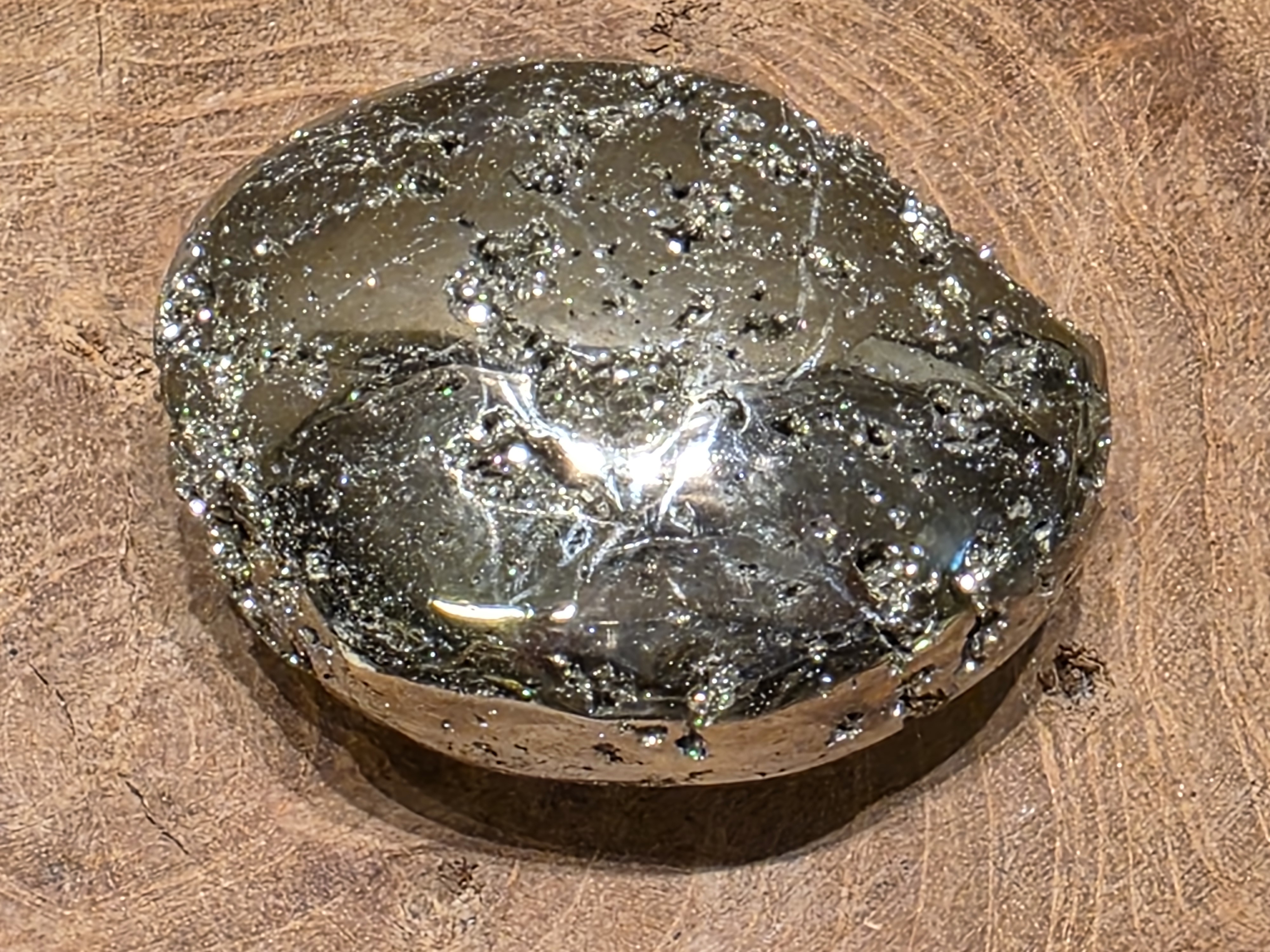 Pyriet handsteen
