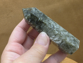 Groene mica punt uit Brazilië