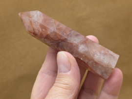 Agnitiet/hematoid kwarts punt