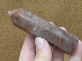 Agnitiet/hematoid kwarts punt