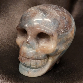 Blauwe paraiba kwarts human skull