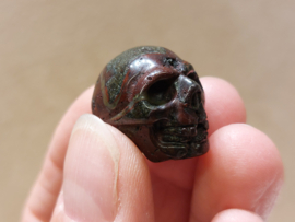 Drakenbloed jaspis skullie