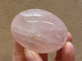 Rozenkwarts handsteen
