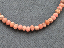 Rhodochrosiet ketting facet geslepen met goudkleurige sluiting
