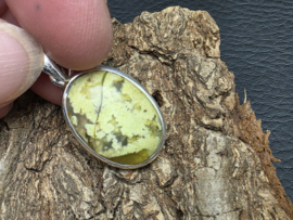 Groene opaal hanger in zilver