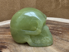 Serpentijn human skull