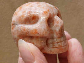 Zonnesteen human skull