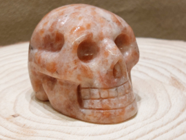 Zonnesteen human skull