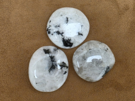 Regenboog maansteen platte steen