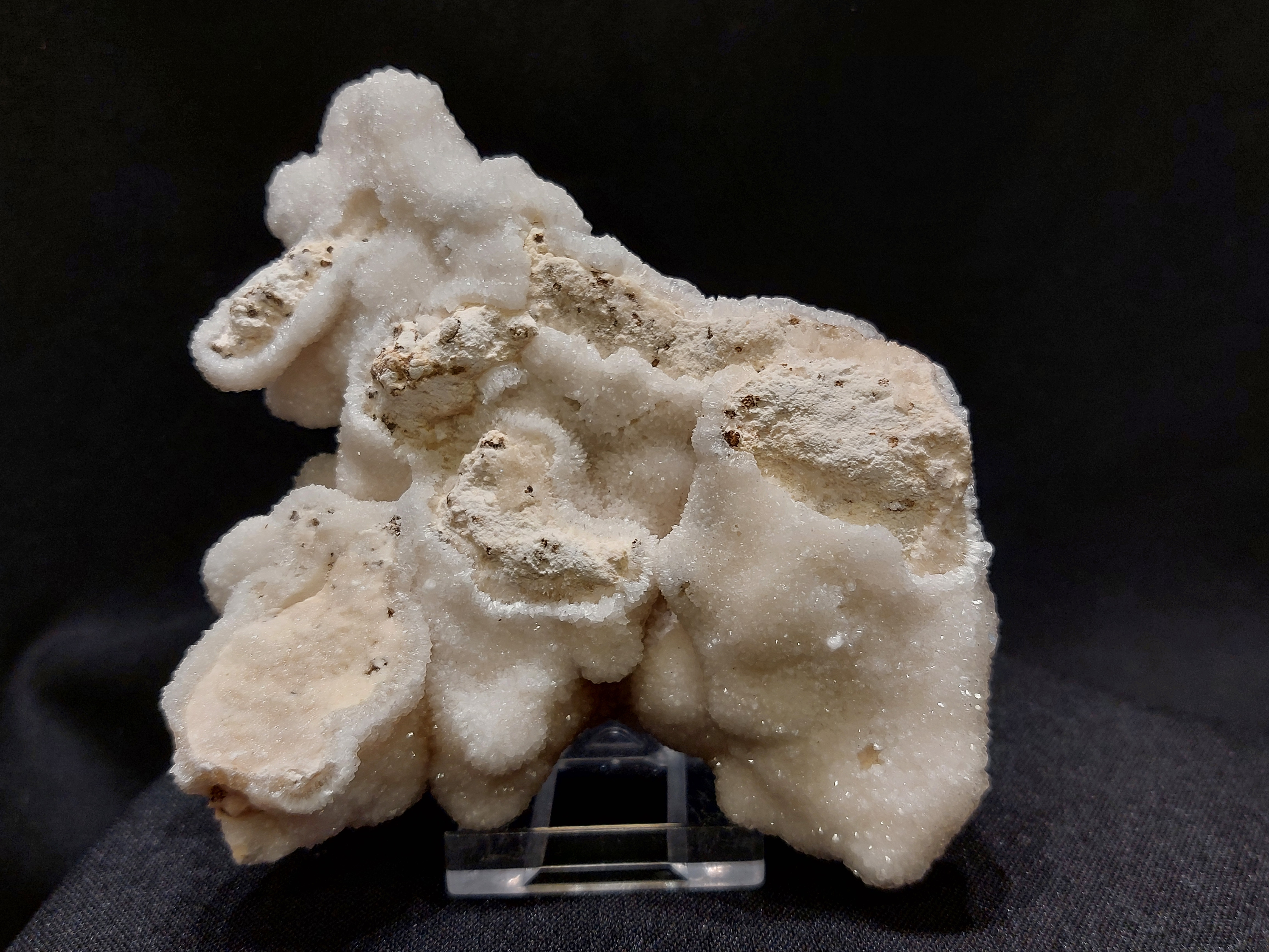 Spirit chalcedoon cluster