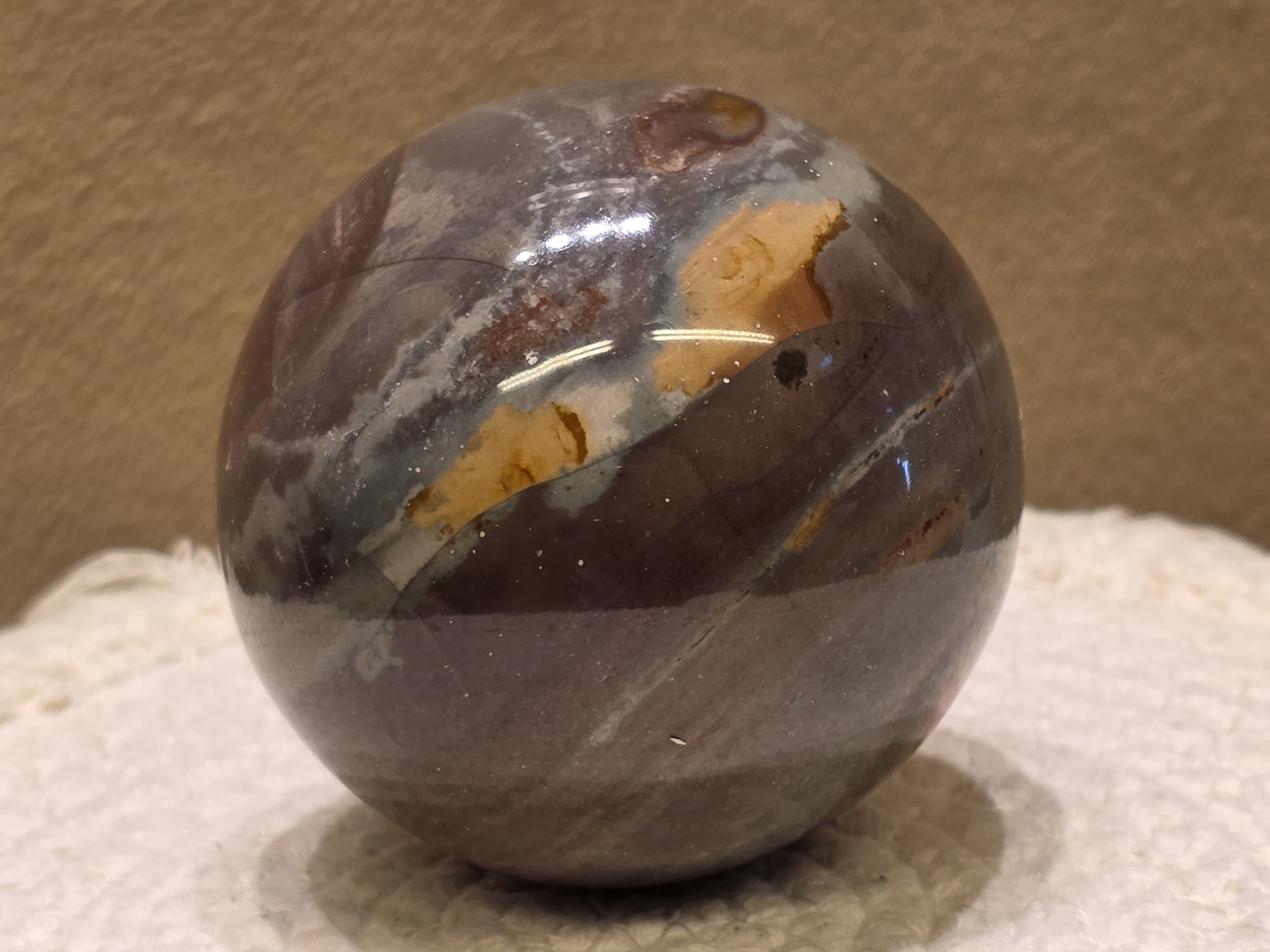 Polychroom jaspis bol