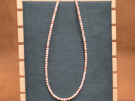 Roze andes opaal ketting facet geslepen