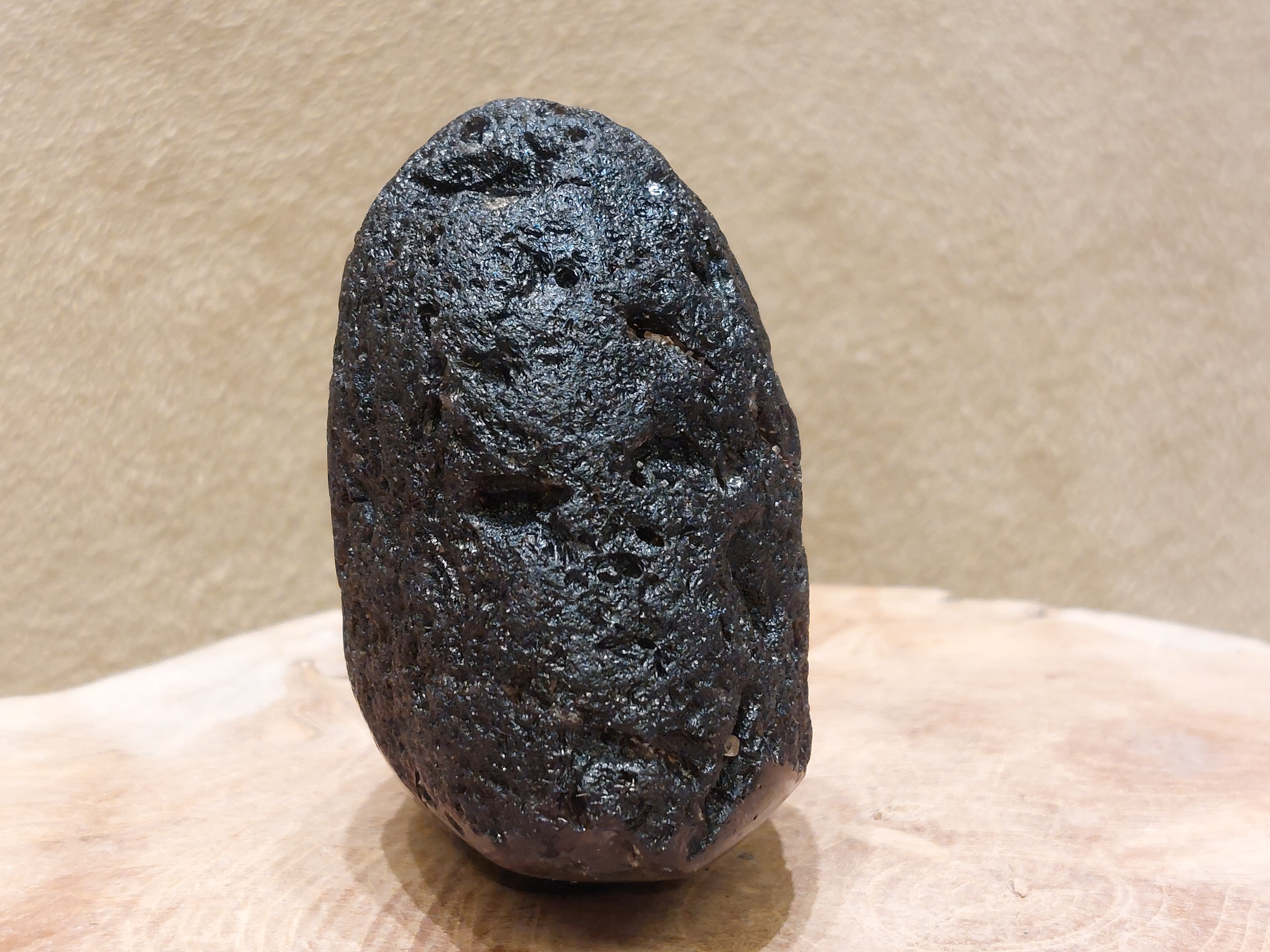 Cintamani human skull