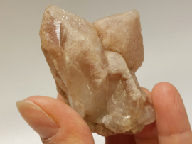 Sugar blade kwarts cluster