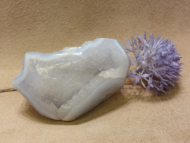 Blauwe chalcedoon of blue lace agaat sculptuur