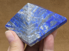 Lapis lazuli piramide