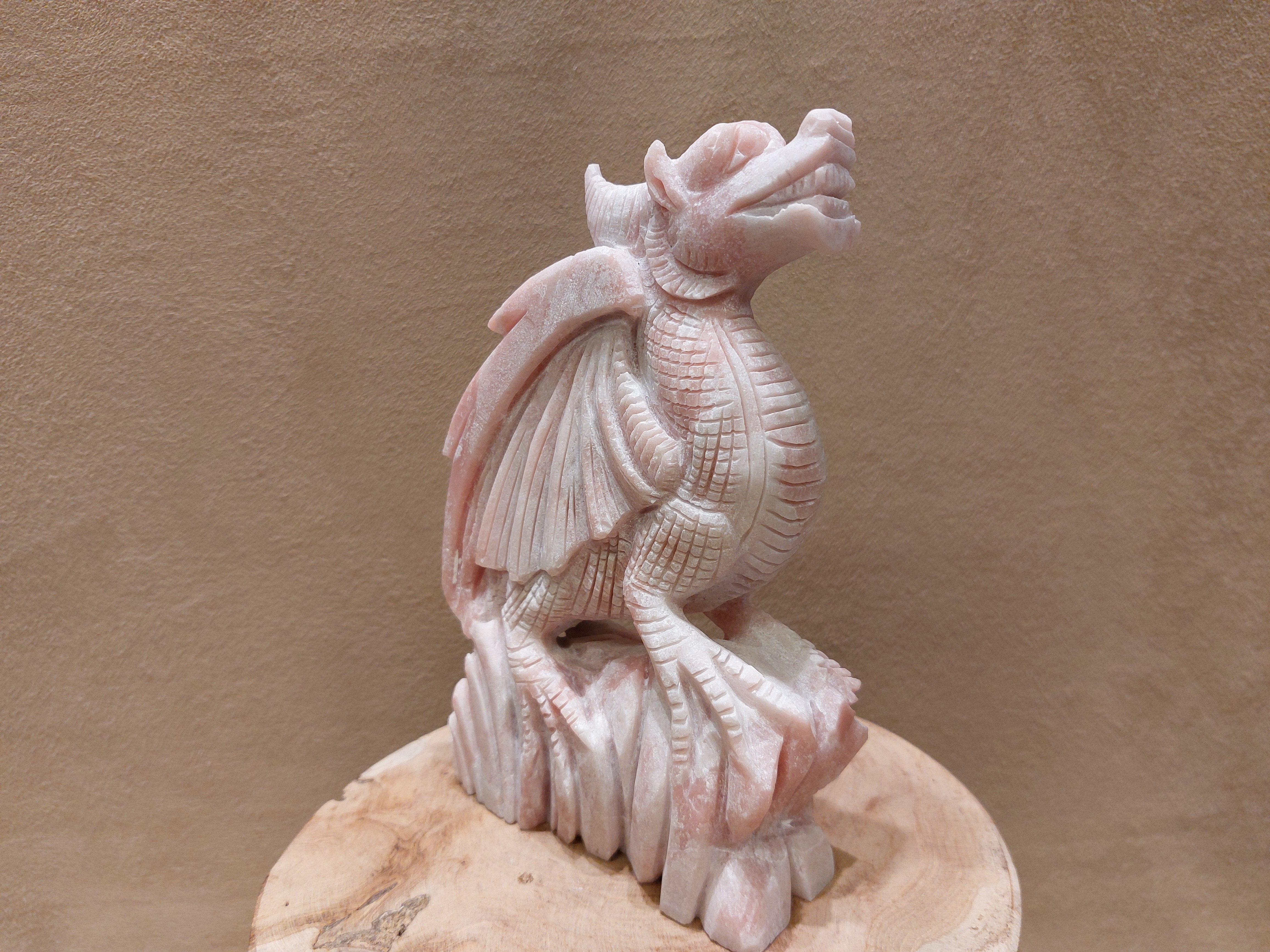 Roze calciet draak full body