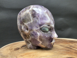 Amethist elfen being met labradoriet ogen