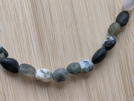 Mosagaat ketting nugget met zilveren sluiting