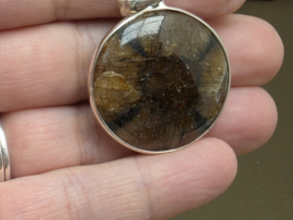 Chiastoliet hanger in zilver