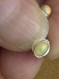 Ethiopisch of welo opaal oorbellen in zilver