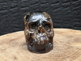 Blauwe amber human skull