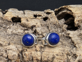 Lapis lazuli oorbellen in zilver