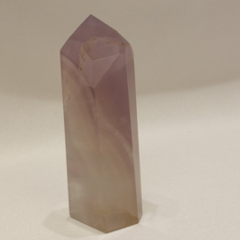 Lavendel fluoriet of Yttrium fluoriet punt