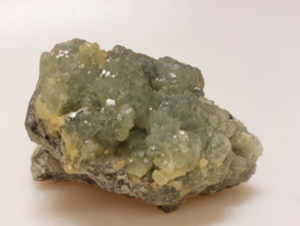 Prehniet cluster uit Marokko