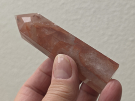 Agnitiet/hematoid kwarts punt