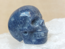 Blauwe kwarts human skull