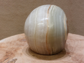Onyx marmer human skull