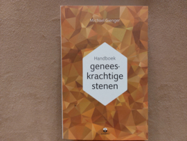 Geneeskrachtige stenen, boek Michael Gienger